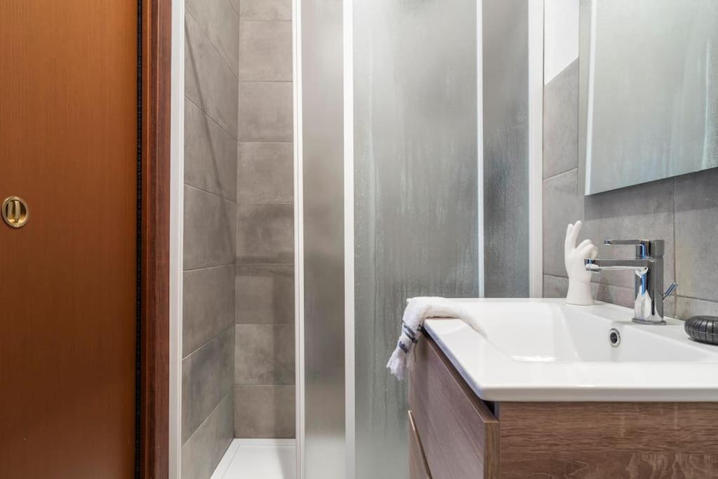 Watt Flexyrent Apt. Aircon And Wifi Appartement Milaan Buitenkant foto